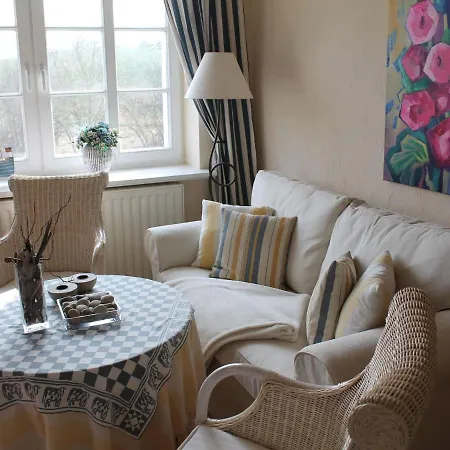 Modern With Garden Near The Sea In Apartment *